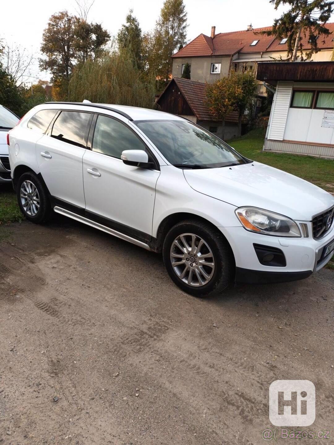 Volvo XC60 2,4 - foto 1