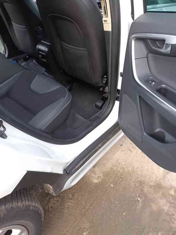 Volvo XC60 2,4 - foto 4