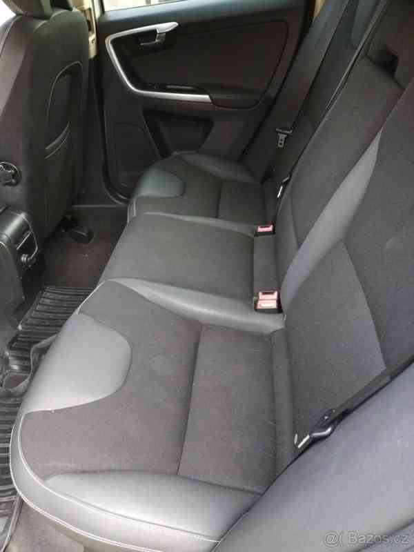 Volvo XC60 2,4 - foto 2