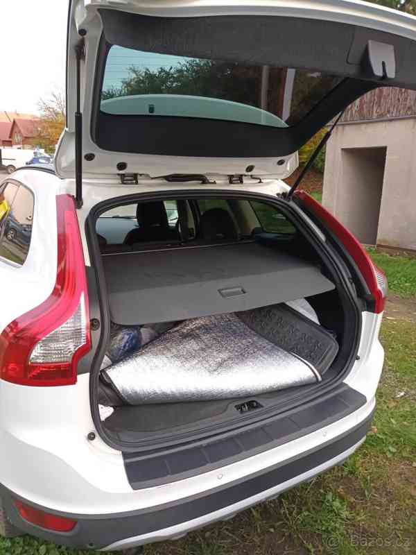 Volvo XC60 2,4 - foto 6
