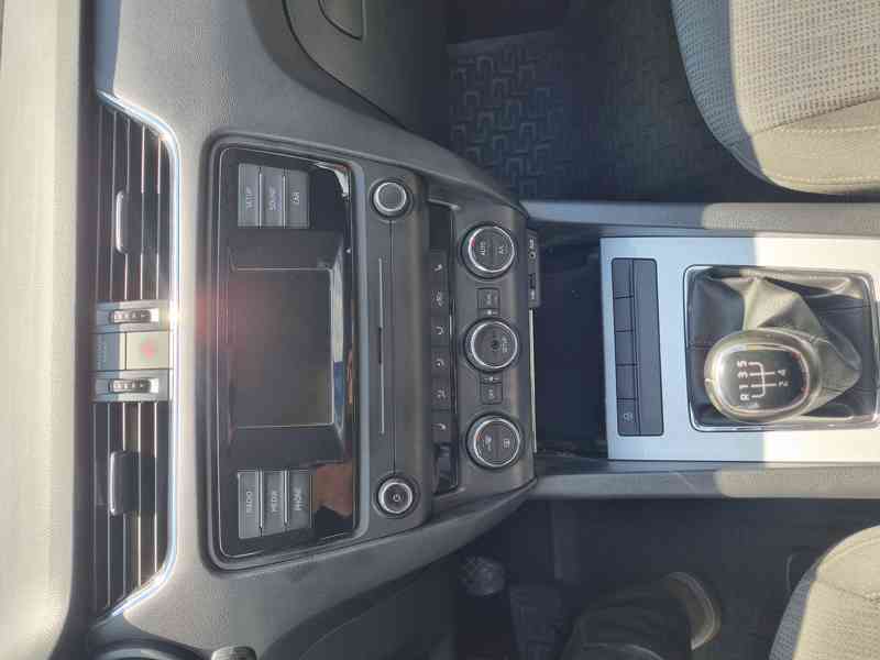 Škoda Octavia 1,6 TDI, 77 kW - foto 6