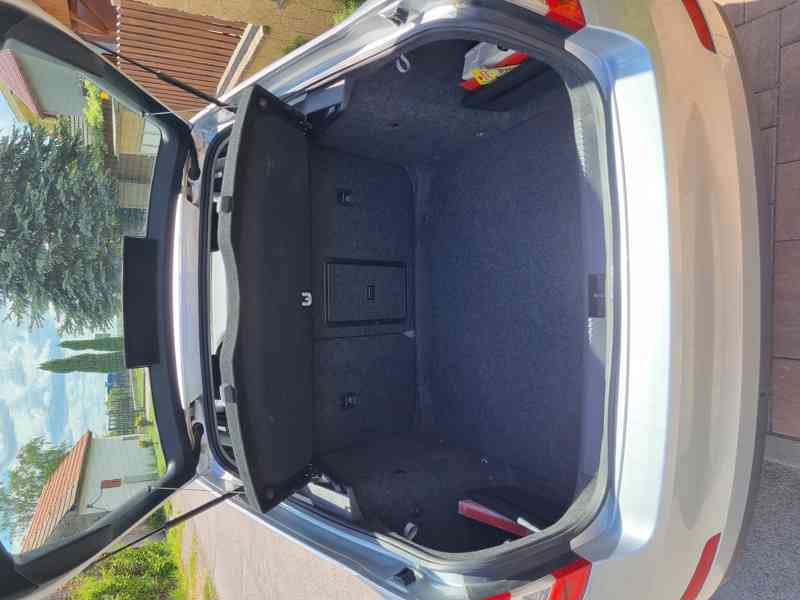 Škoda Octavia 1,6 TDI, 77 kW - foto 4
