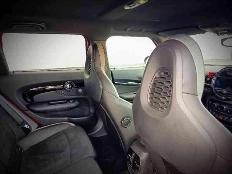 Mini John Cooper Works 4ALL Clubman 225kw ČR 1 maj DPH  - foto 23