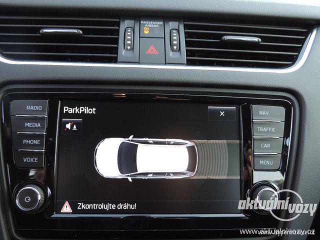 Škoda Octavia 2.0, nafta,  2015, navigace, kůže - foto 13