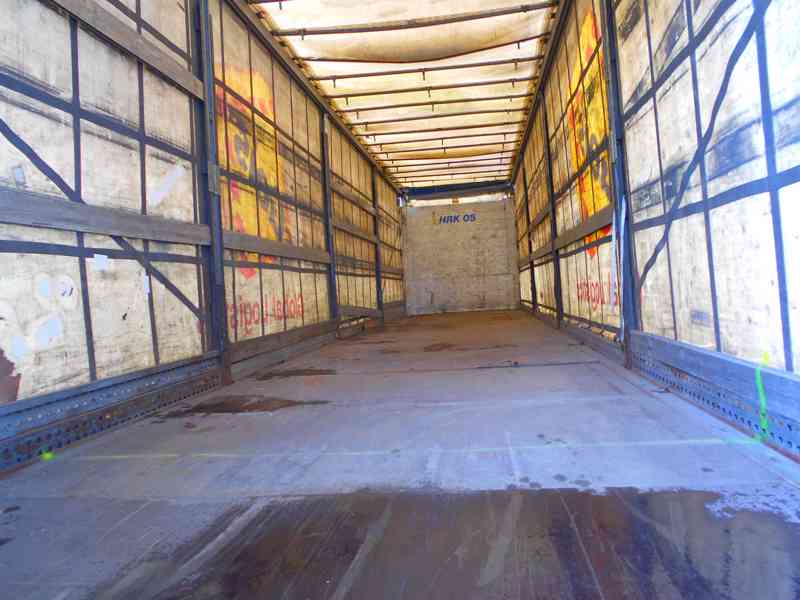 SCHMITZ CARGOBULL AG - foto 15