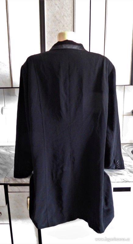 kvalitní dámský černý kabát z dovozu - foto 2