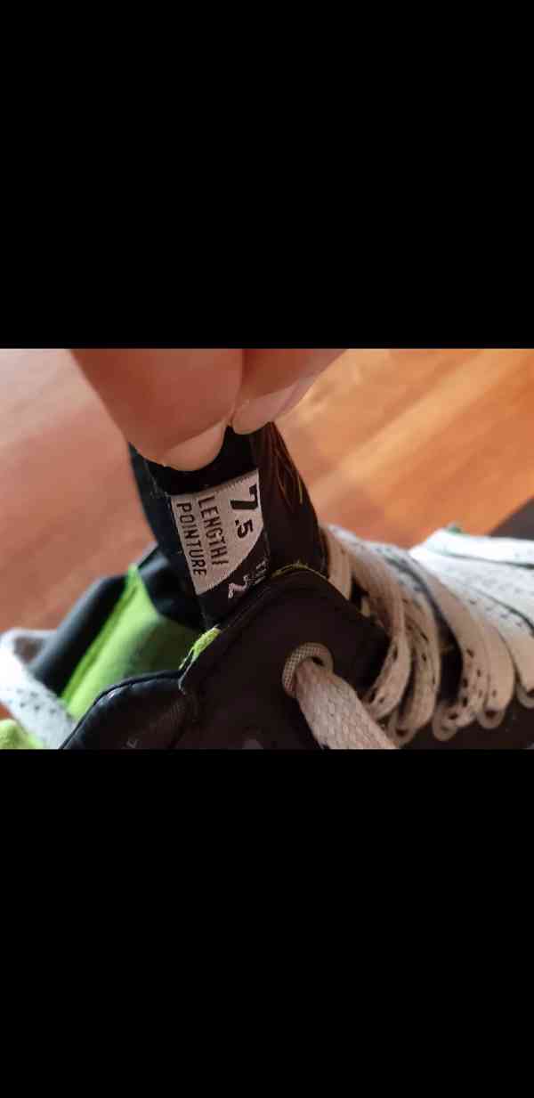 Prodám brankářské brusle BauerElite vel 7,5 fit 2 - foto 3