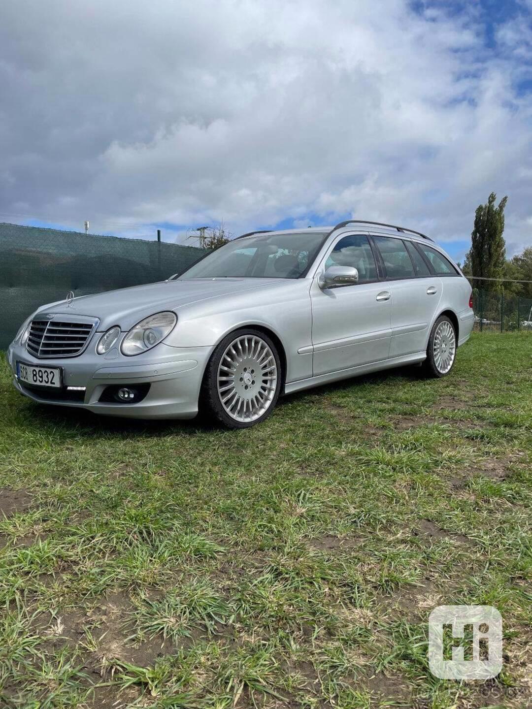 Mercedes-Benz E 320 CDI T 4 matic - foto 1