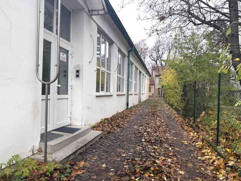 PRONÁJEM PROSTORNÉ KANCELÁŘE O CP CCA 13 M2 BRNO – ŽIDENICE  - foto 17