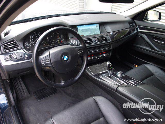 BMW 530d Steptr. Futura Xen 3.0, nafta, automat, rok 2011, navigace, kůže - foto 9