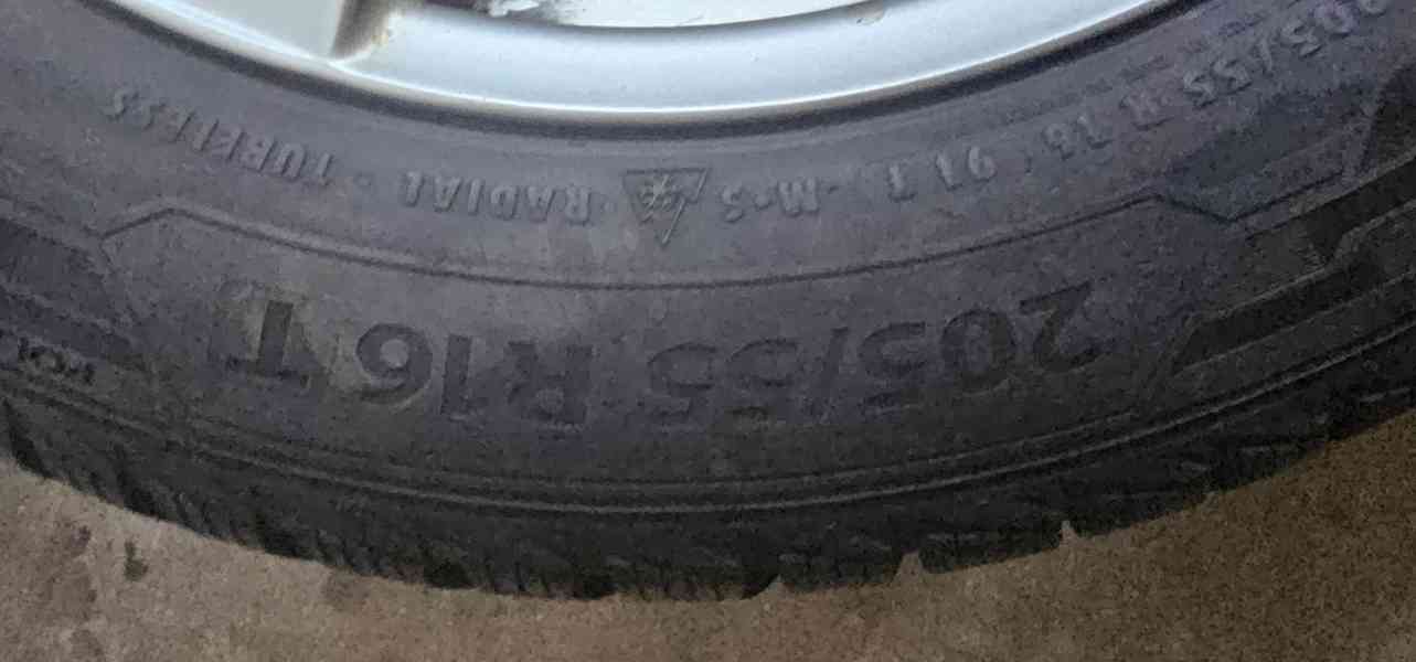 Zimní pneumatiky BARUM 205/55 R16 T na alu discích - foto 3