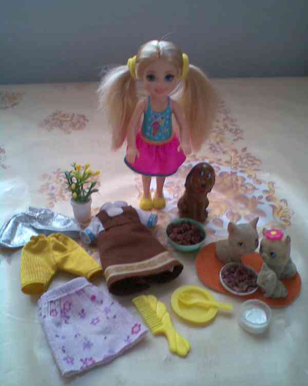 Nová Barbie s miminkem - foto 2
