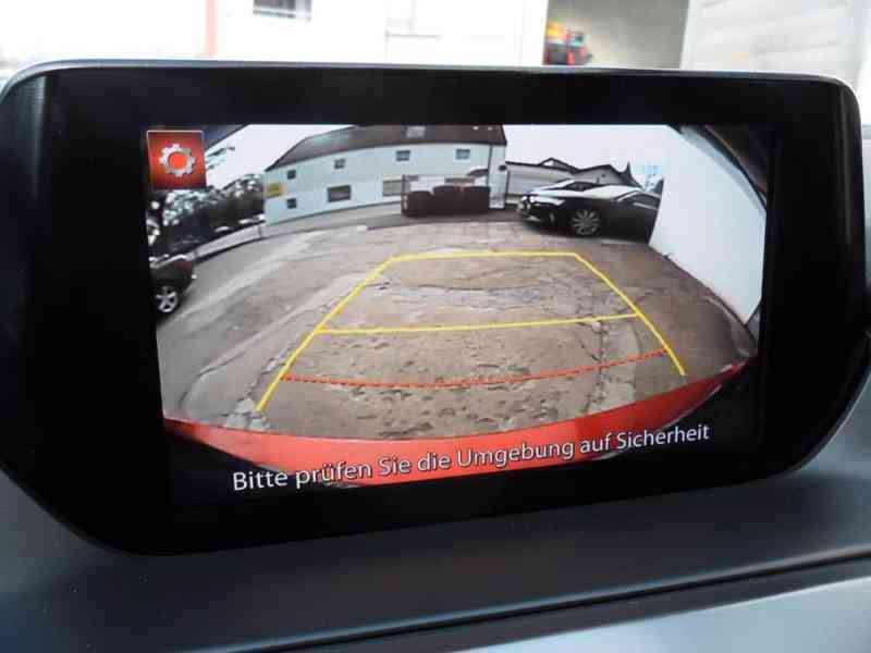 Mazda 6 2.0 SKYACTIV-G 165 Exclusive-Line benzín 121kw - foto 8