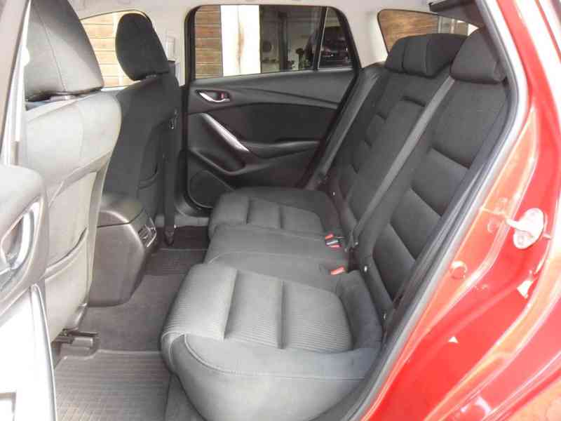 Mazda 6 2.0 SKYACTIV-G 165 Exclusive-Line benzín 121kw - foto 9