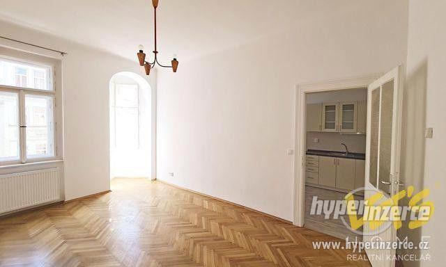 Pronájem bytu 2+kk, 52 m2, Praha 2 - Nusle, nezařízený - foto 1