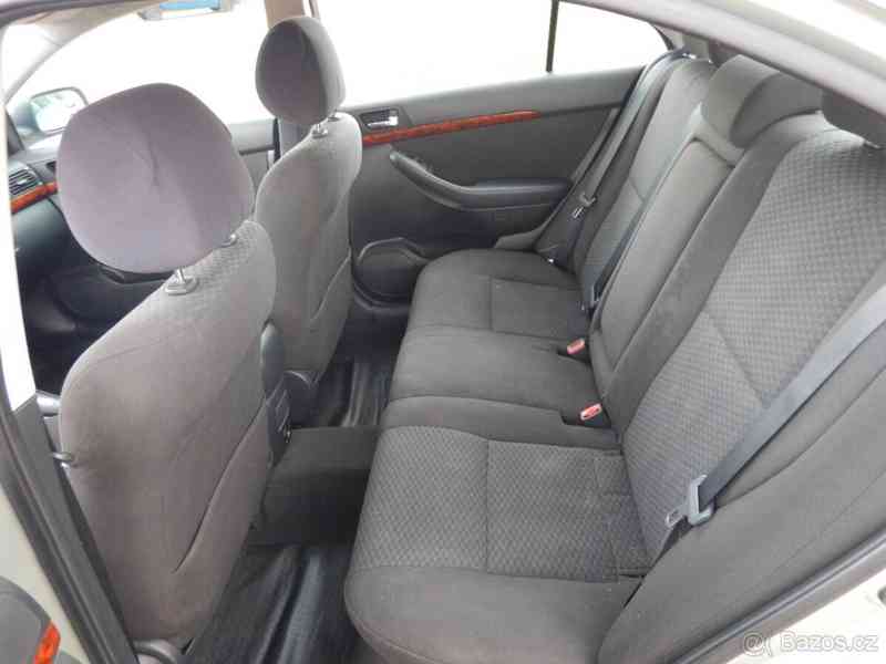 Prodám Toyota Avensis - foto 14