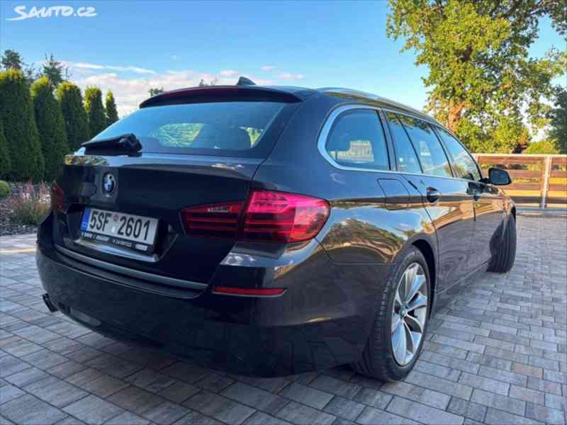 BMW Řada 5 2,0   520 D XDR 135kW AUT Modern F11 - foto 4