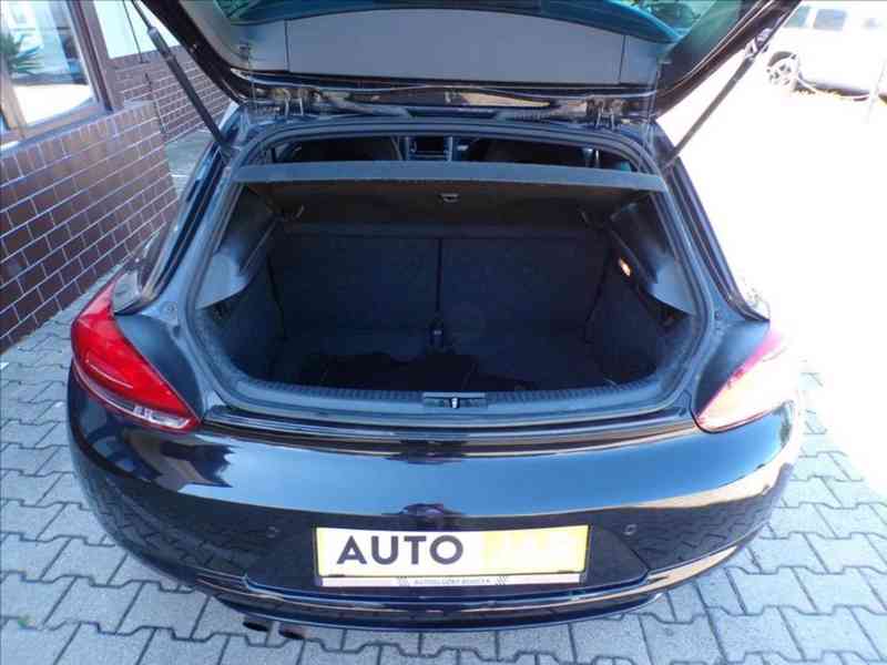 Volkswagen Scirocco 1,4 TSI SPORT - foto 10