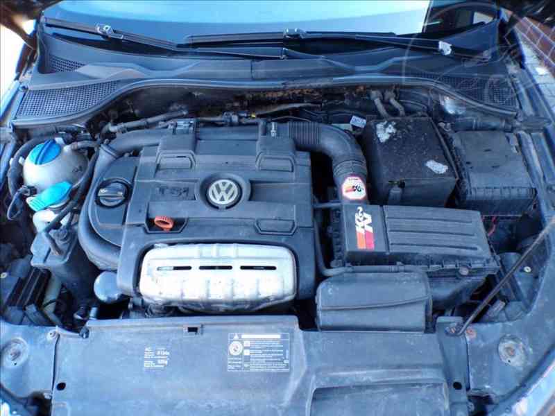 Volkswagen Scirocco 1,4 TSI SPORT - foto 14