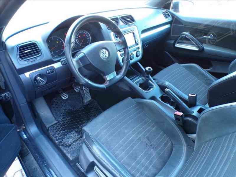 Volkswagen Scirocco 1,4 TSI SPORT - foto 7
