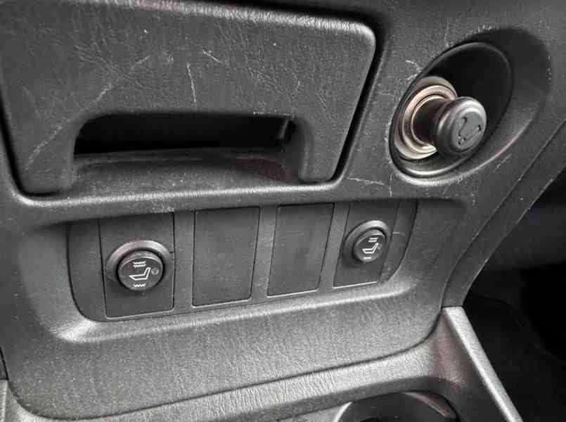 Toyota RAV 4 2.0i Sol benzín 110kw - foto 12