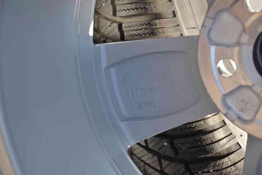 NOVÁ zimní ALU sada Š.Kamiq/Scala+195/60R16 Bridgestone - foto 29