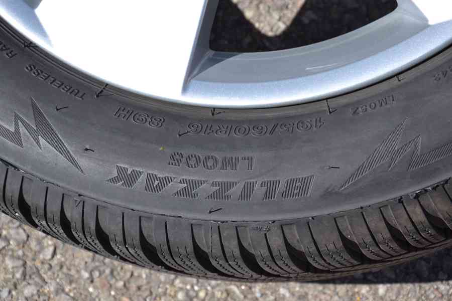 NOVÁ zimní ALU sada Š.Kamiq/Scala+195/60R16 Bridgestone - foto 6