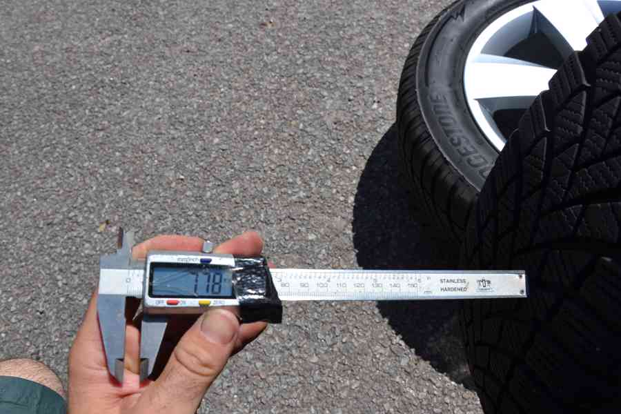 NOVÁ zimní ALU sada Š.Kamiq/Scala+195/60R16 Bridgestone - foto 24