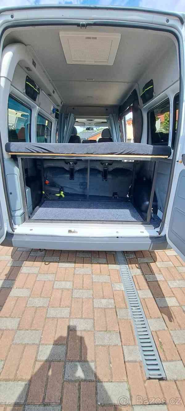 FORD TRANSIT BUS s obytnou vestavbou - foto 8