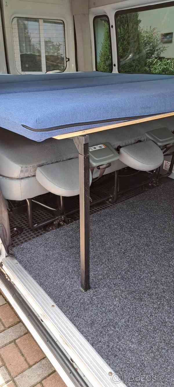FORD TRANSIT BUS s obytnou vestavbou - foto 17