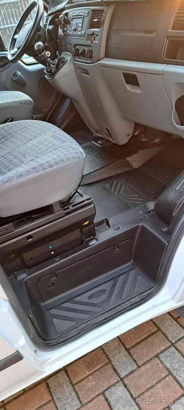 FORD TRANSIT BUS s obytnou vestavbou - foto 3