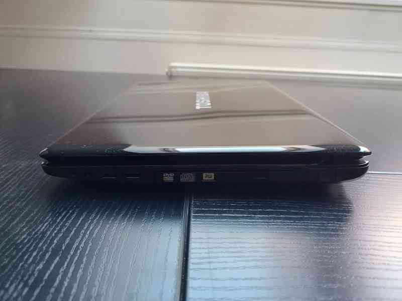 Notebook TOSHIBA SATELLITE L670 - foto 6