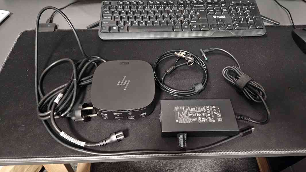 Dokovací stanice HP USB-C G5 + Adapter TPN-LA18+ zámek HP - foto 3