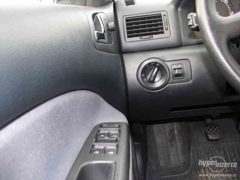 ŠKODA OCTAVIA 1.9 SDI, 50 kW, Ambiente, r. v. 2002 - foto 5