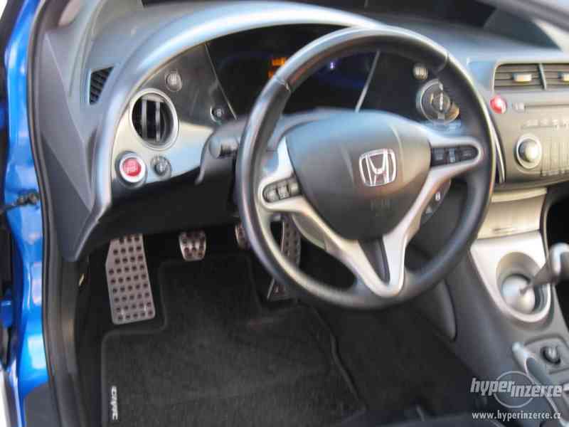 Honda Civic 1.8 i-VTEC-SPORT - foto 7