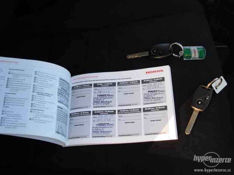 Honda Civic 1.8 i-VTEC-SPORT - foto 8