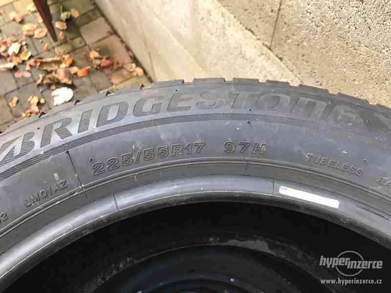 sada zimních pneumatik Bridgestone BLIZZAK LM 001 - foto 2