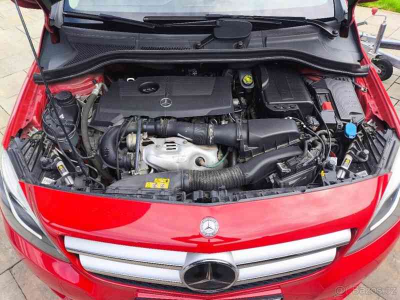 Mercedes-Benz Ostatní 1,6   W246 90kW benzín manuál - foto 11