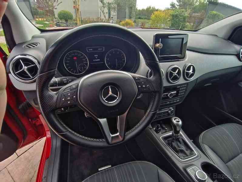 Mercedes-Benz Ostatní 1,6   W246 90kW benzín manuál - foto 12