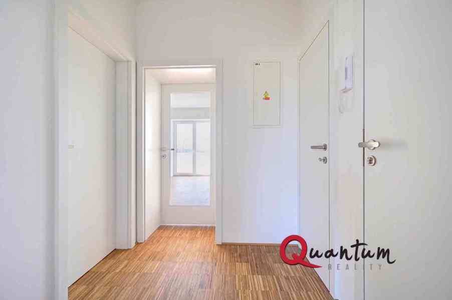 Exkluzivní prodej nové bytové jednotky 2+kk o celkové podlahové ploše 58,6 m2 + balkón 8,7 m2 v práv - foto 3