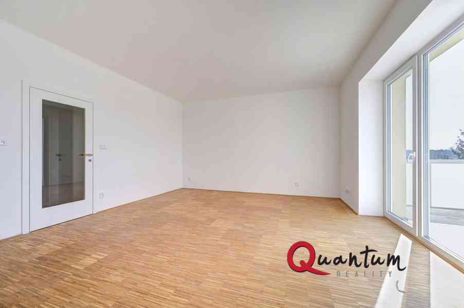 Exkluzivní prodej nové bytové jednotky 2+kk o celkové podlahové ploše 58,6 m2 + balkón 8,7 m2 v práv - foto 1