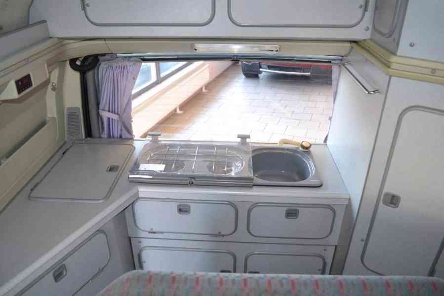 Ford Transit Nugget Westfalia 2.5TD obytný vůz - foto 8