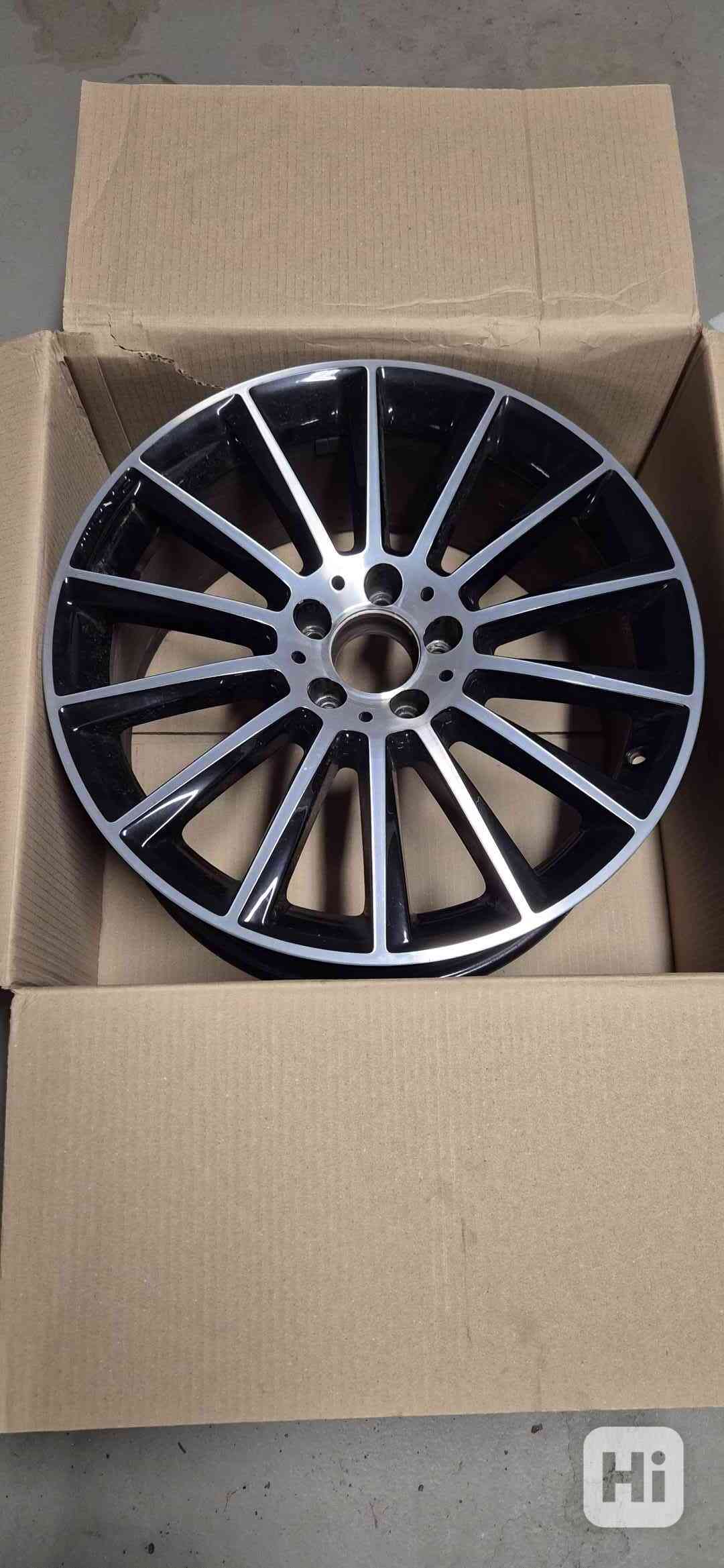 Mercedes-Benz AMG Originální ALU kolo třída C C205 - foto 1