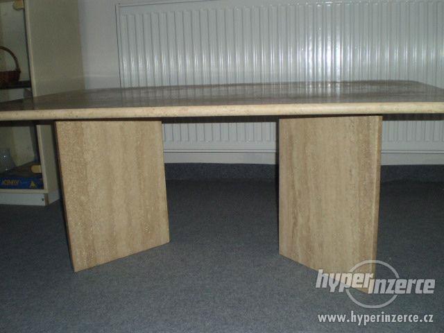 konferenční stůl - travertin - foto 1