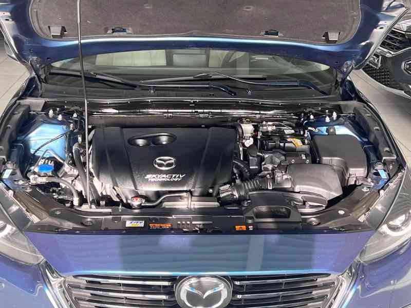 Mazda 3 Sports-Line 2,0i benzín 88kw - foto 10