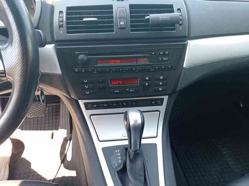 BMW X3 2.0d 130kW/4x4/M-Paket - foto 25