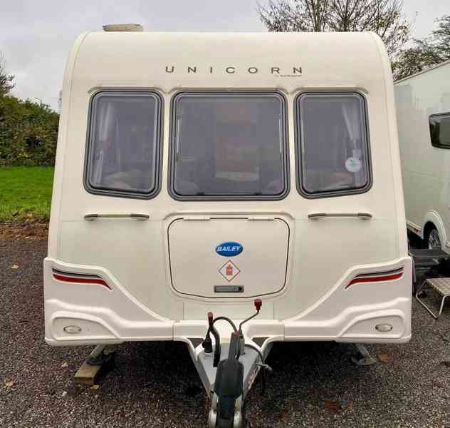 Karavan Elddis Odyssey 482 rok 2009 - foto 3