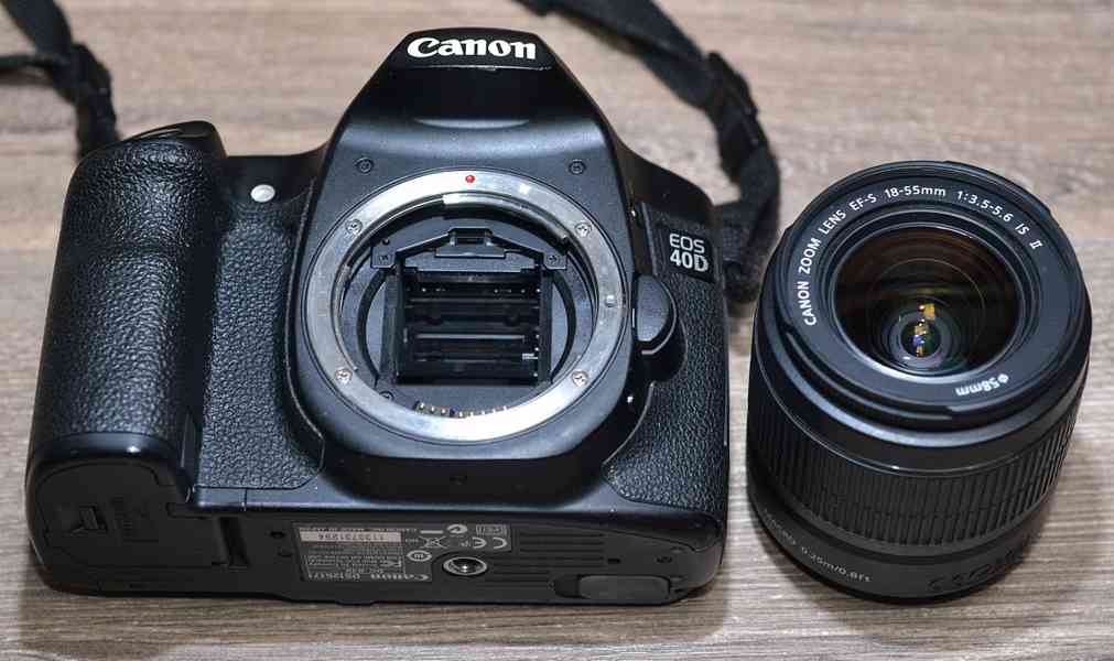 Canon EOS 40D + EF-S 18-55mm  IS II * 30000 Exp. - foto 3