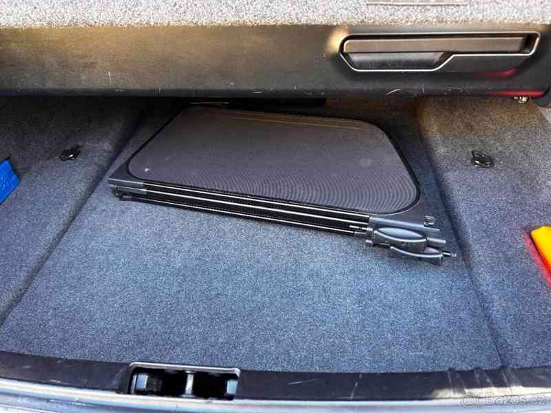 BMW Řada 6 E64 645i - foto 5