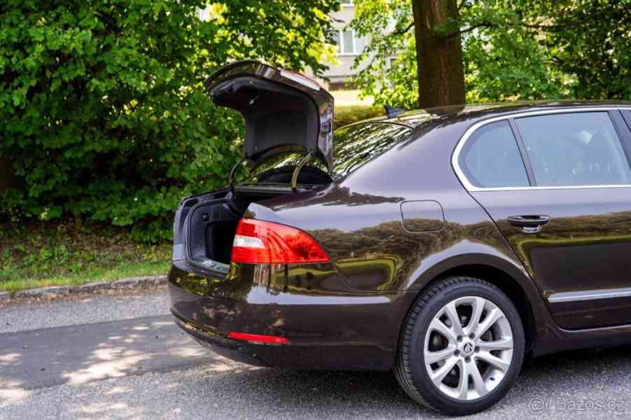 Škoda Superb 2,0   TDI 103 kW ČR - foto 4